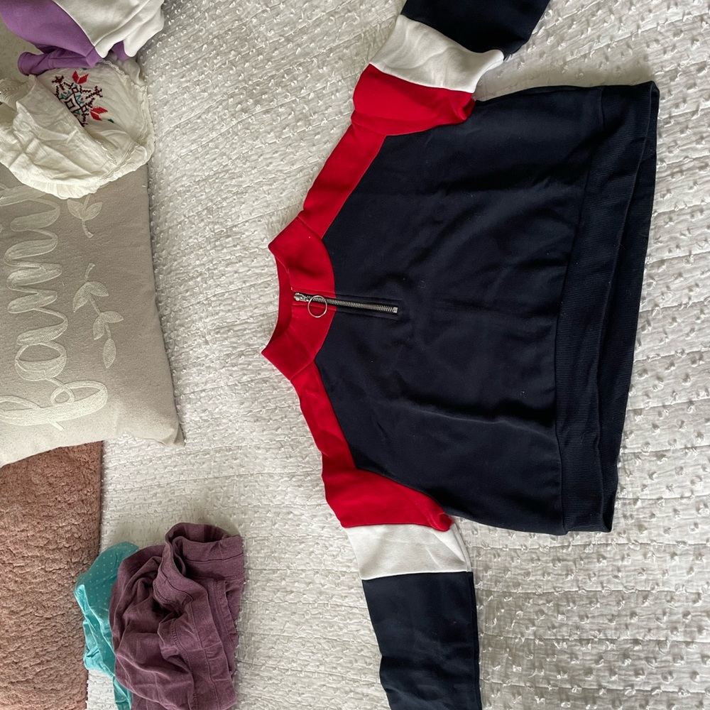 Cropped quarter zip